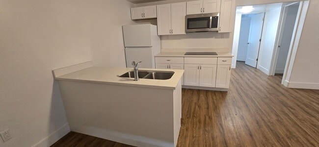 Photo - 8814 Daisy View Ln