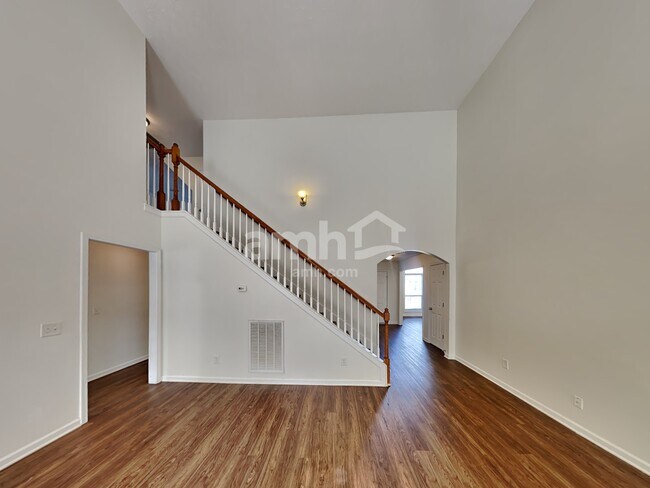 Photo - 441 Remington Ave