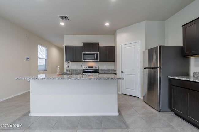 Photo - 5206 Gummite Dr