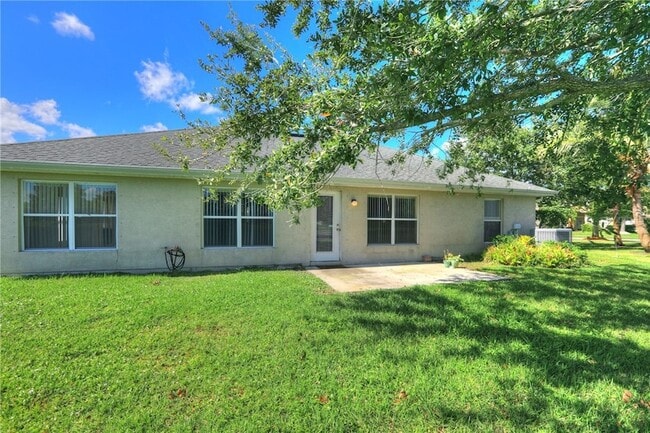 Photo - 113 Drake Way