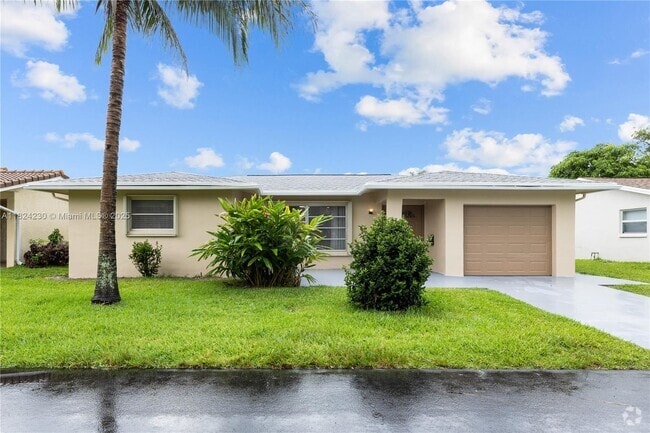 Building Photo - 7312 NW 58th Ct Rental