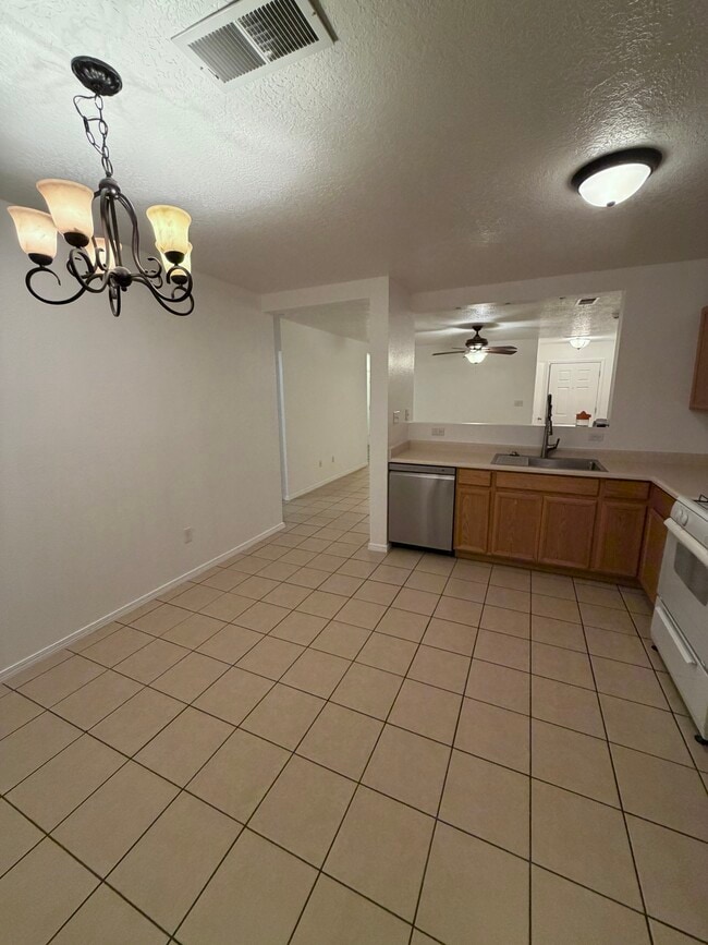 Photo - 2149 Sagecrest Loop