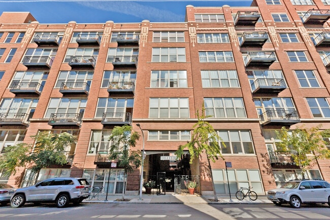 Photo - 1500 W Monroe St Unidad 410 Rental
