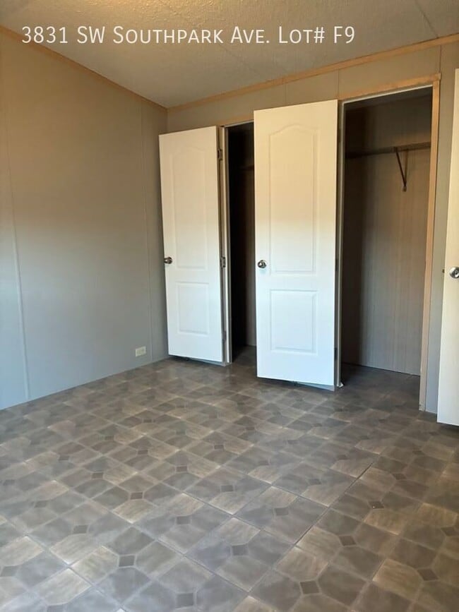 Photo - 3831 SW South Park Ave