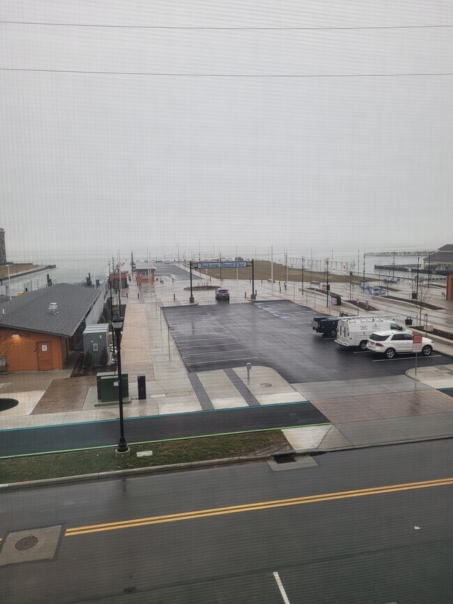 Shoreline Apartments For Rent in Sandusky, OH