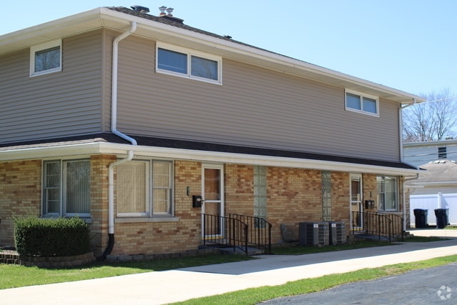Building Photo - 724 Barnsdale Rd Unit 2 Rental