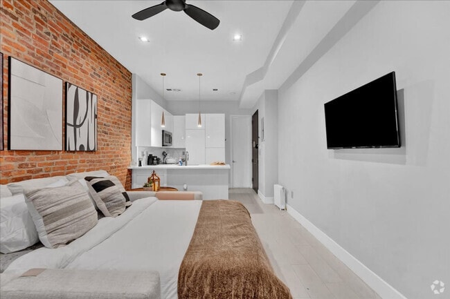 Building Photo - 120 Christopher St Unit ID1250782P Rental