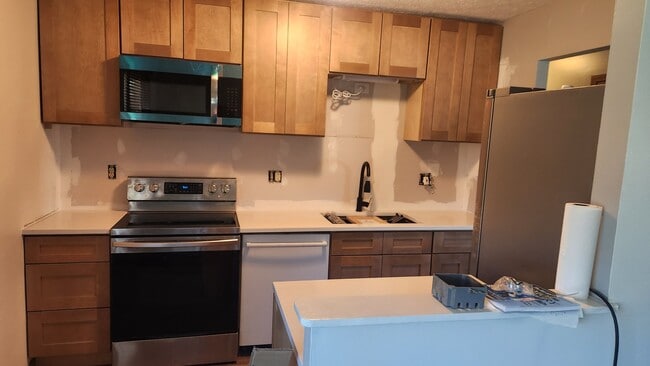 Photo - 620 Mistletoe Ct