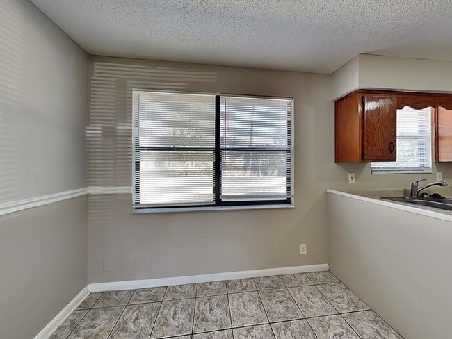 Photo - 8919 5th Ave