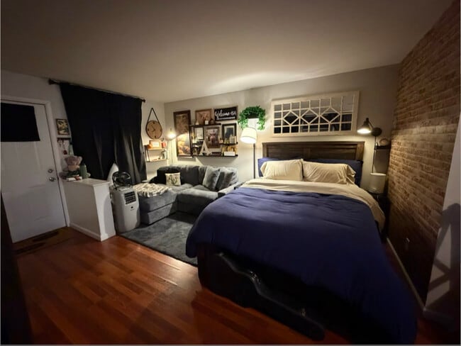 53 W Main St Unit 5