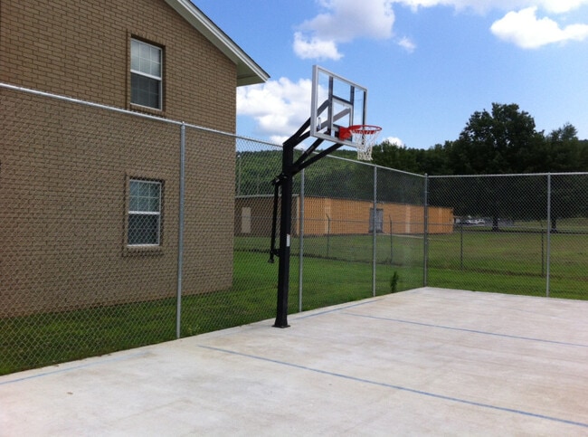 Photo - Parklane Apartments