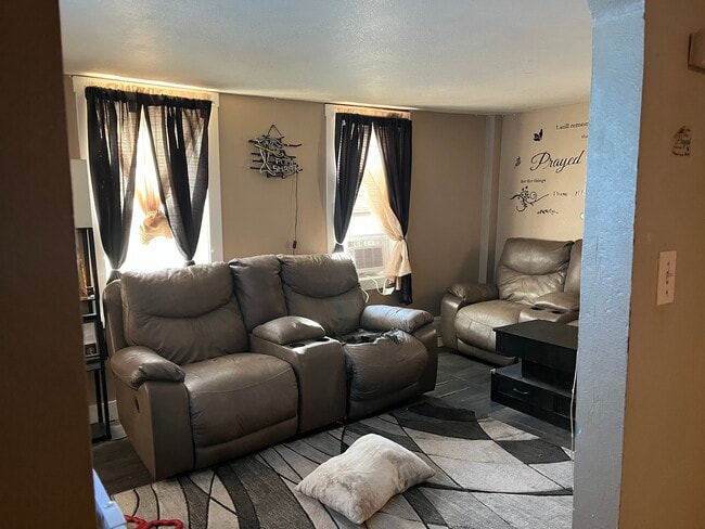 Photo - 13 Albro Ave