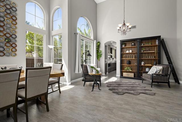 612 El Portal Dr