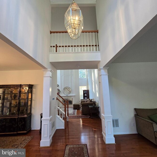 Photo - 15 Eastwick Dr