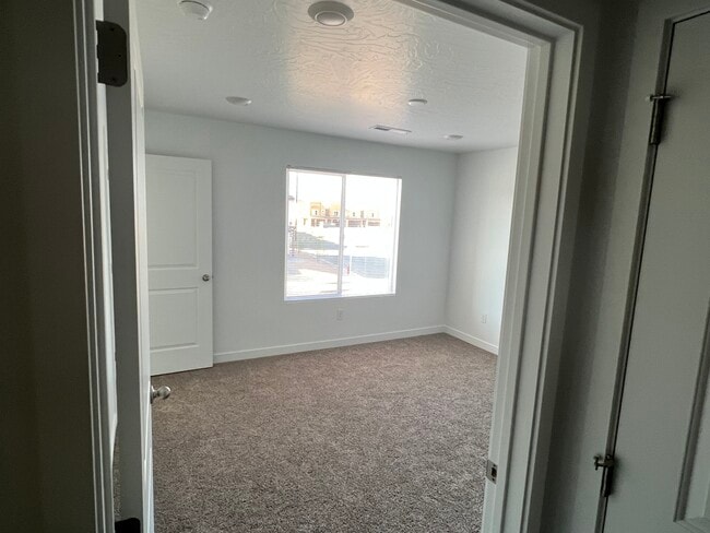 Dormitorio principal - 3303 E Elkhorn Ln