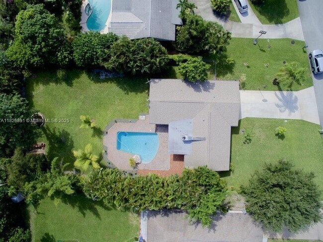 Photo - 4770 Holly Dr