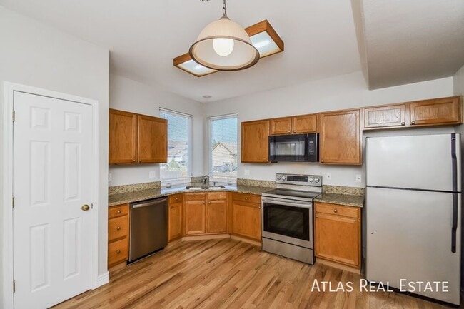 Photo - 1094 Clogger Ln