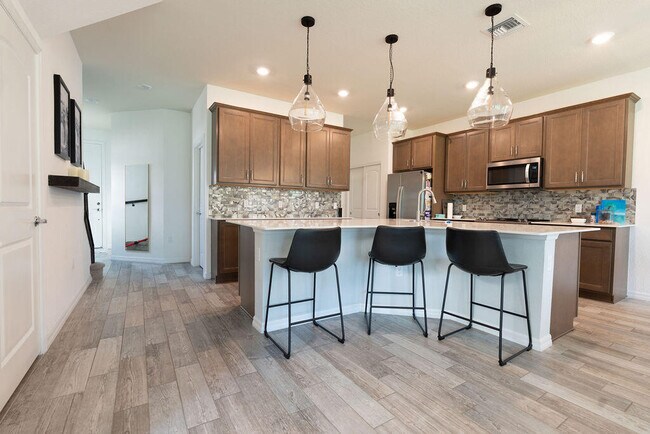 8217 Cadre Noir Rd