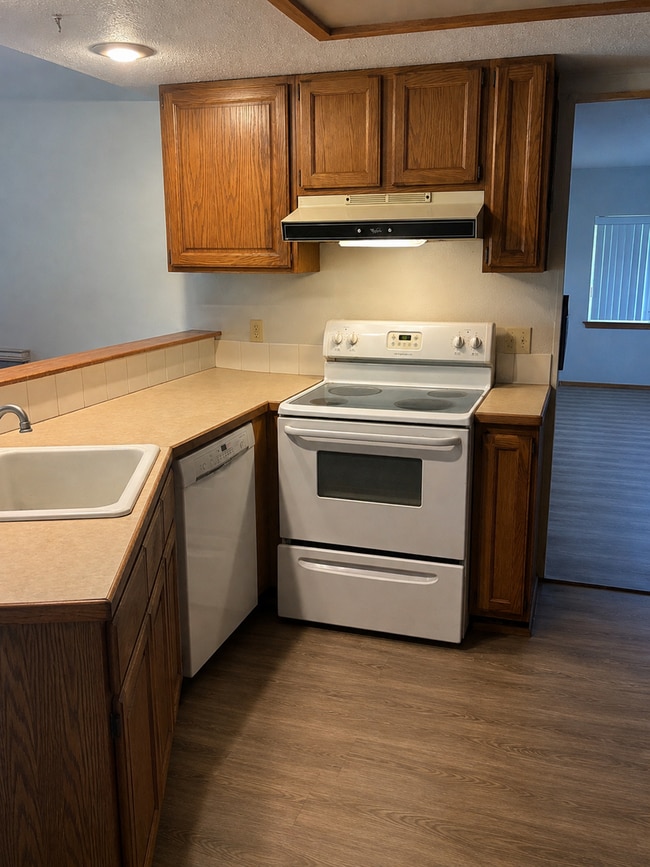 Photo - 2137 S Belair Dr