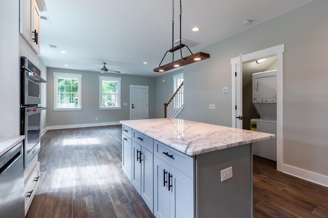 Photo - 22M Unit 22 Maple