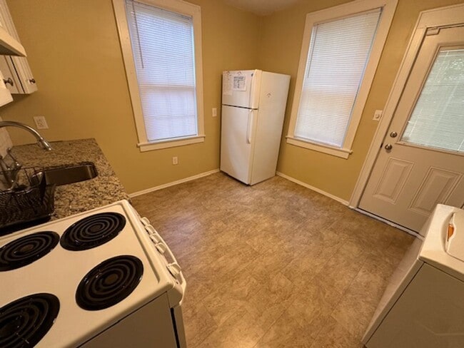 Photo - Stand Alone Cottage