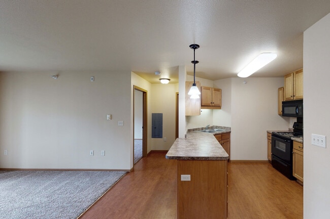 Williston Garden Kitchen Island - Williston Garden