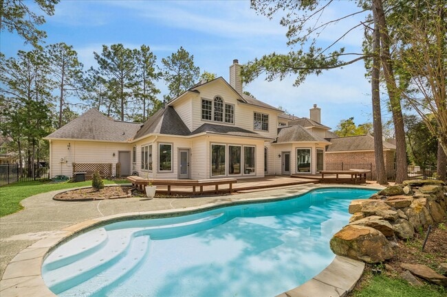 Photo - 123 N Concord Forest Cir