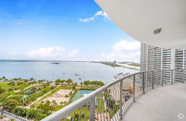 Building Photo - 1750 N Bayshore Dr Unit 2001 Rental