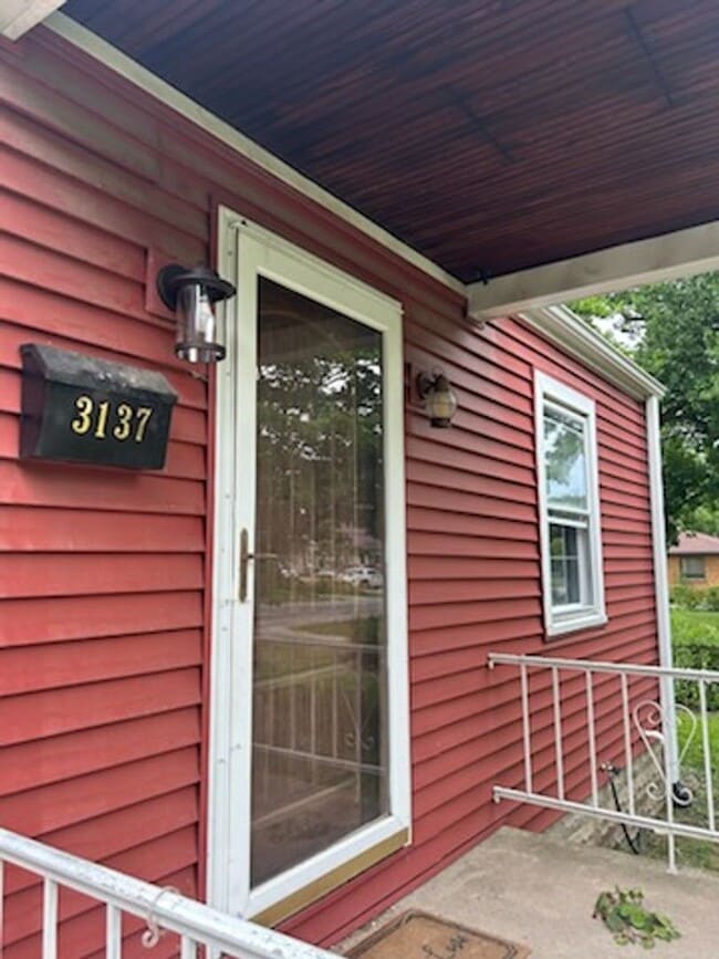 Photo - 3137 S 2nd St