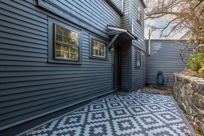 Photo - 1 Mugford St Unit 3