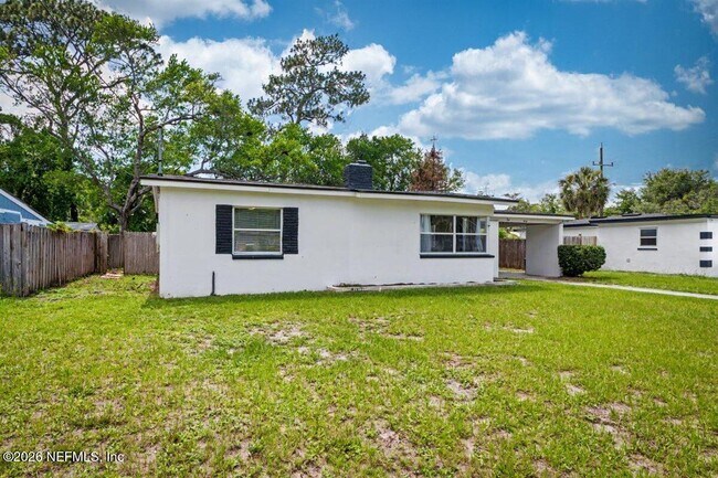 Photo - 6216 Suwanee Rd