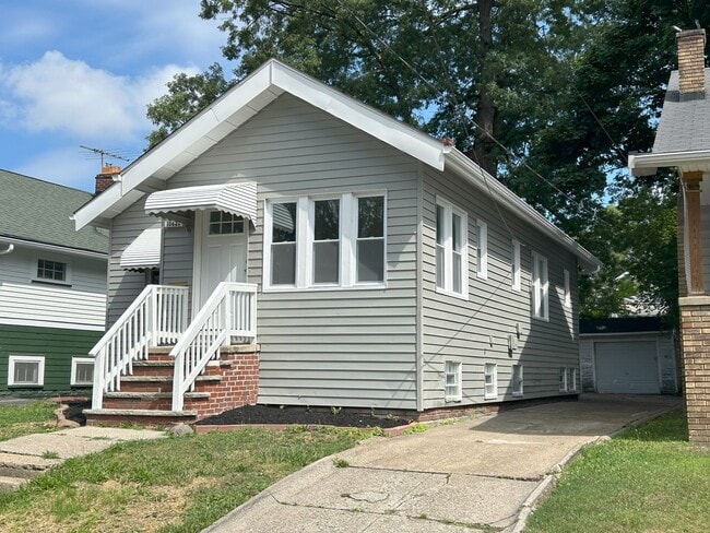 Photo - For August Move-In - West Blvd Area - 2 Bedroom Single Family Home