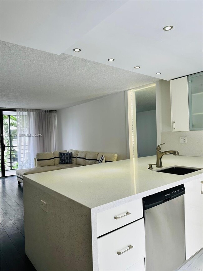 Photo - 20400 W Country Club Dr Unit 414