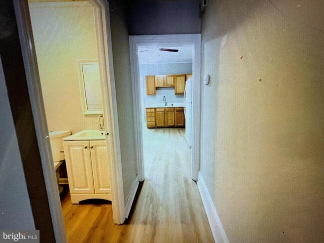 Photo - 336 Barclay St