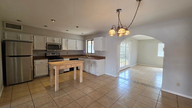 Photo - 4657 E Covina St