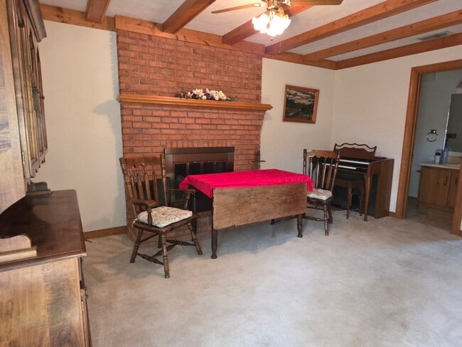 Photo - 3br 2.5ba End Unit Townhouse in Timber Ridge Subdivision
