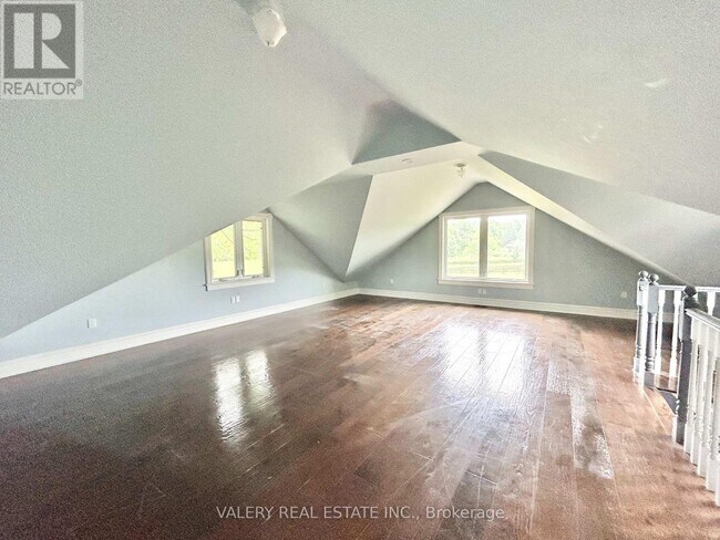 Photo - 1156 Concession Rd