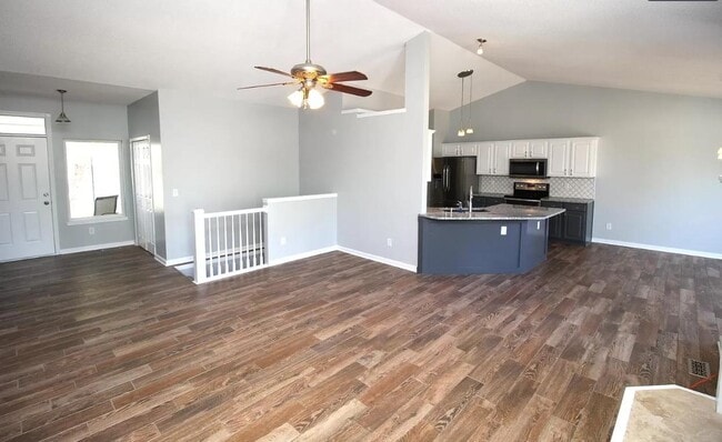 Photo - 1119 E Rushwood Dr