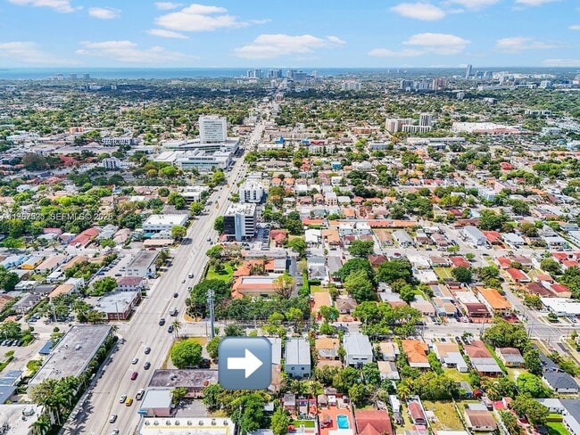 Photo - 2737 SW 2nd St