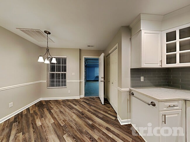 Photo - 254 Riverrun Dr