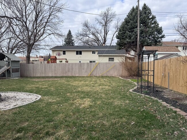 Photo - 20502 Cleveland St