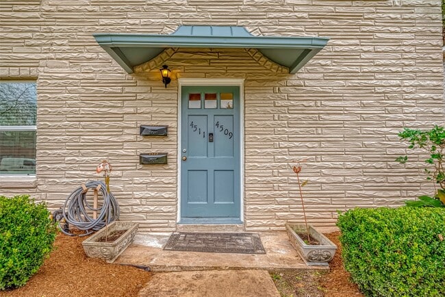 Photo - 4509 Larch Ln