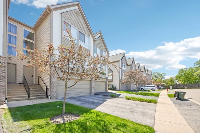 Photo - 673 Fountainview Dr