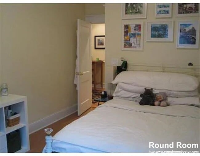 Photo - 47 Park Vale Ave