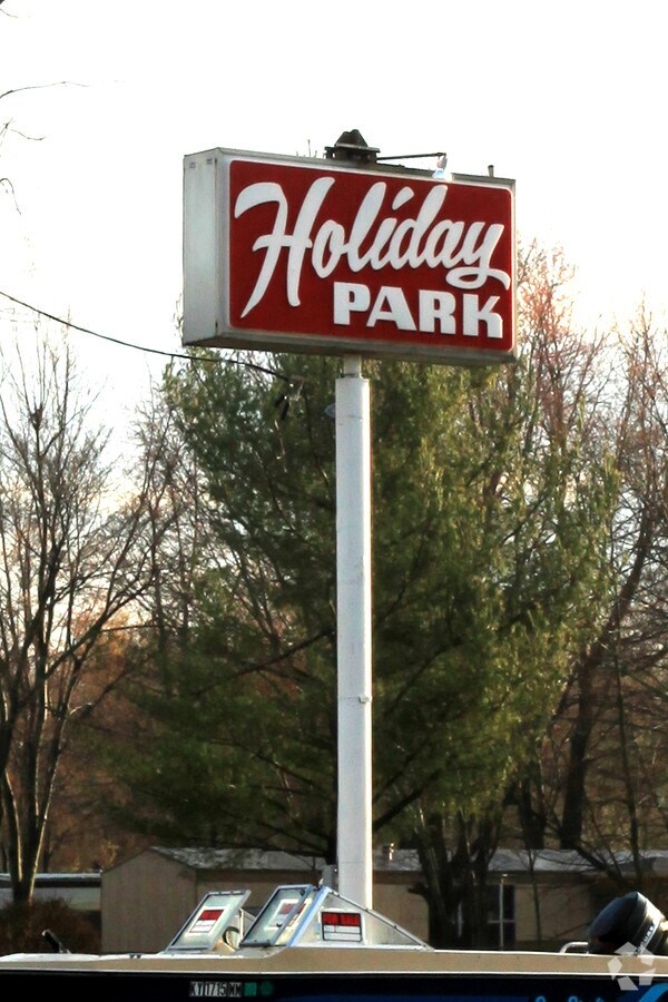 Photo - Holiday Mobile Home Park