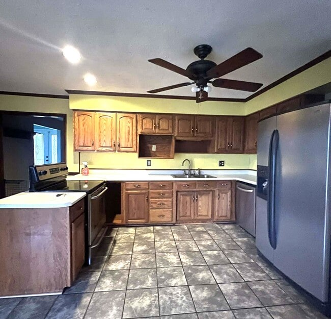 Photo - 1820 Perry Crossing Rd