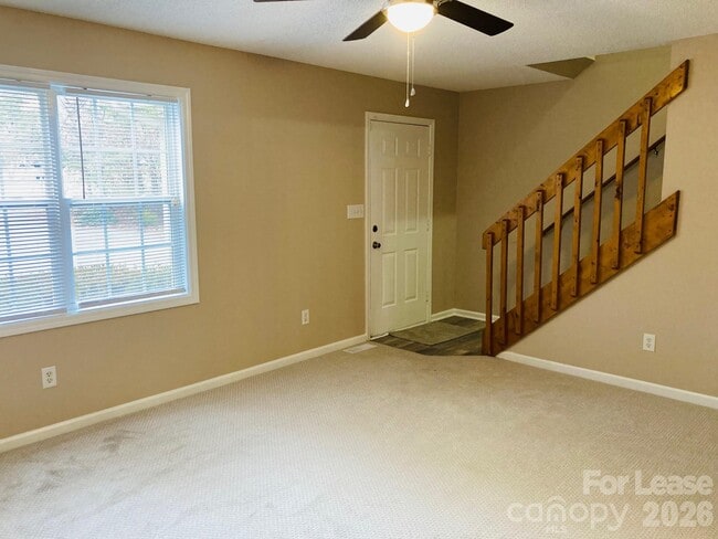 Photo - 6383 Kidville Rd