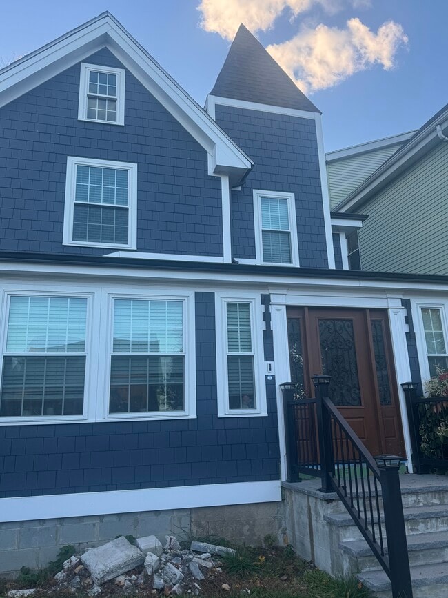 Photo - 195 Neponset Ave