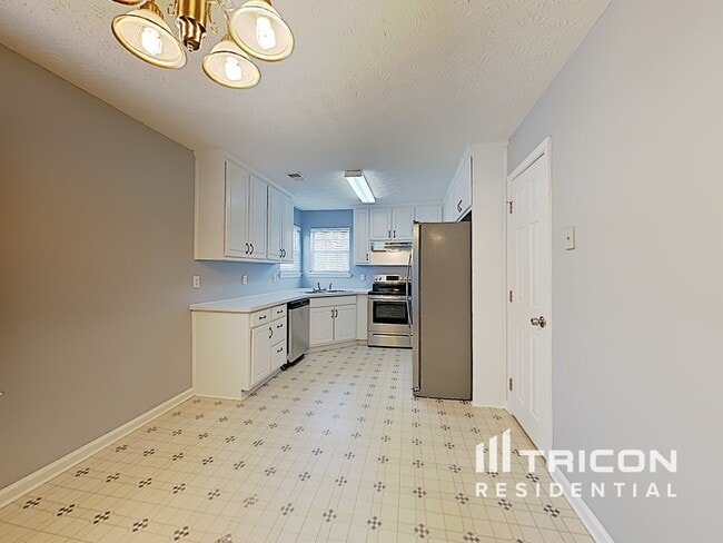 Photo - 40 Shenandoah Dr