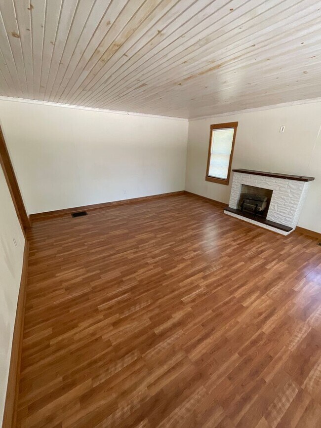 Photo - 408 E 16th St Unidad 408 E. 16th St